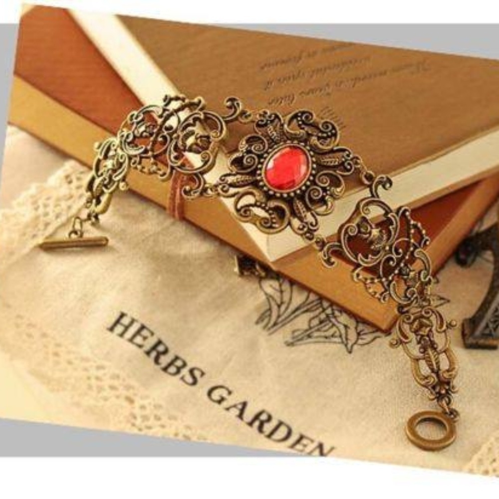 New  vintage style bracelet